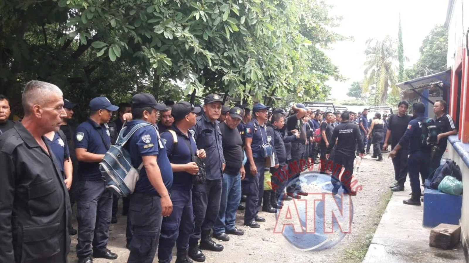 Solo 8 policías quedaron detenidos