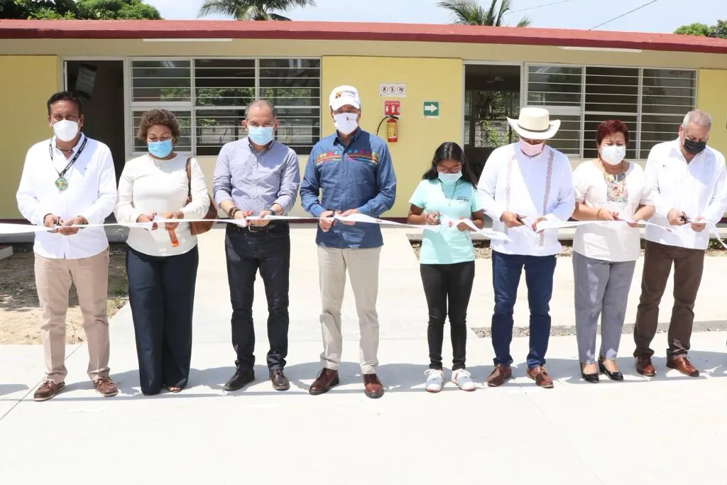 Inaugura Rutilio Escandón espacios educativos en la Telesecundaria 329 “Valentín Gómez Farías”