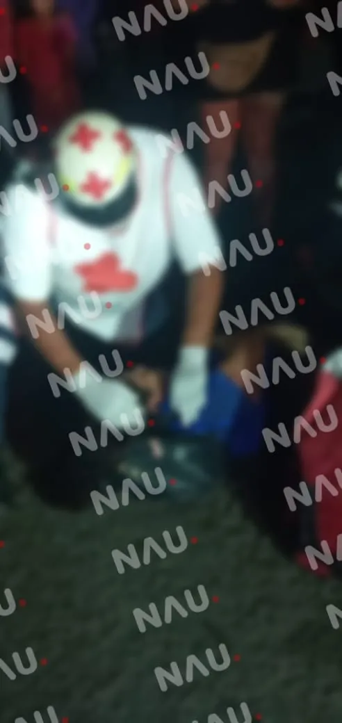 Cruz roja mexicana atiende a mujer atropellada en la 13 avenida Sur