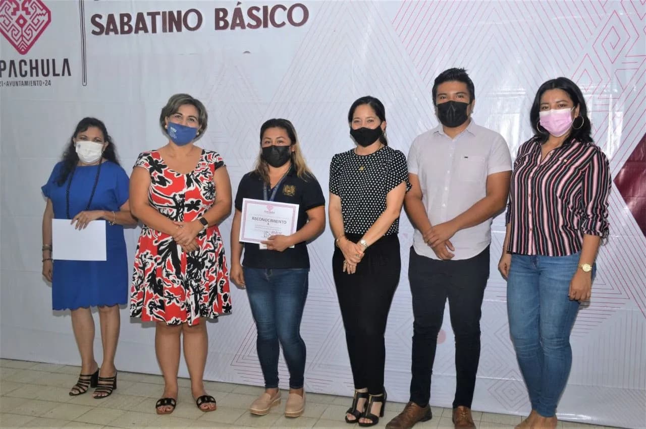 CONCLUYE AYUNTAMIENTO DE TAPACHULA, CURSO DE INGLÉS SABATINO BÁSICO