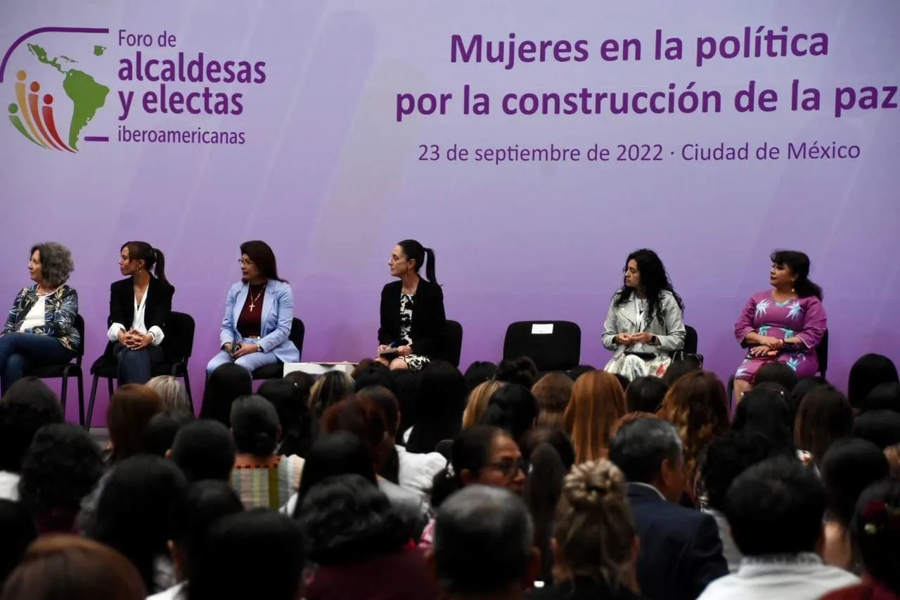 ASISTE ROSY URBINA AL FORO DE ALCALDESAS IBEROAMERICANAS ORGANIZADO POR EL GOBIERNO DE LA CIUDAD DE MÉXICO