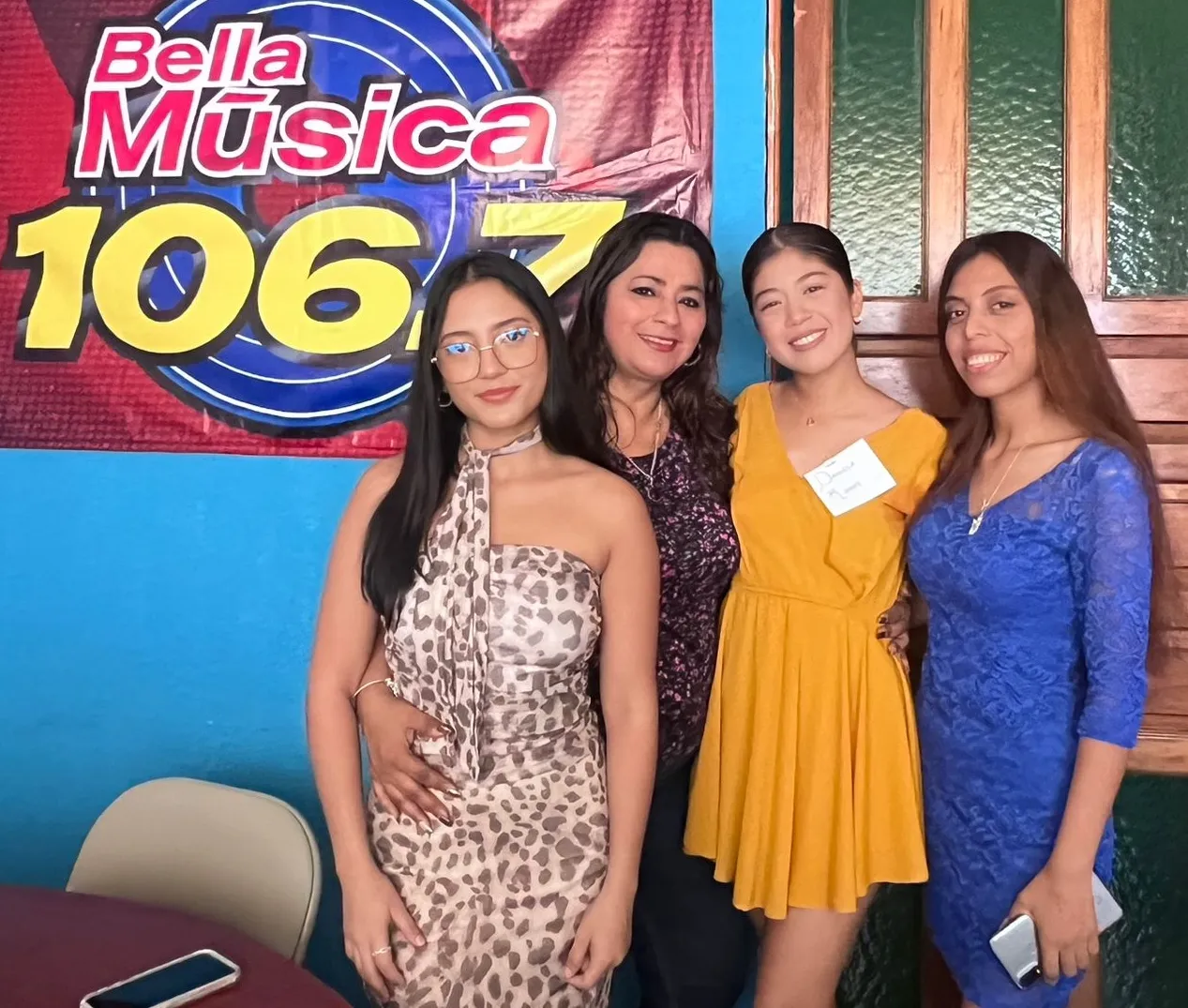 Candidatas a Reina de la EFT 2025 Visitan Medios de Comunicación
