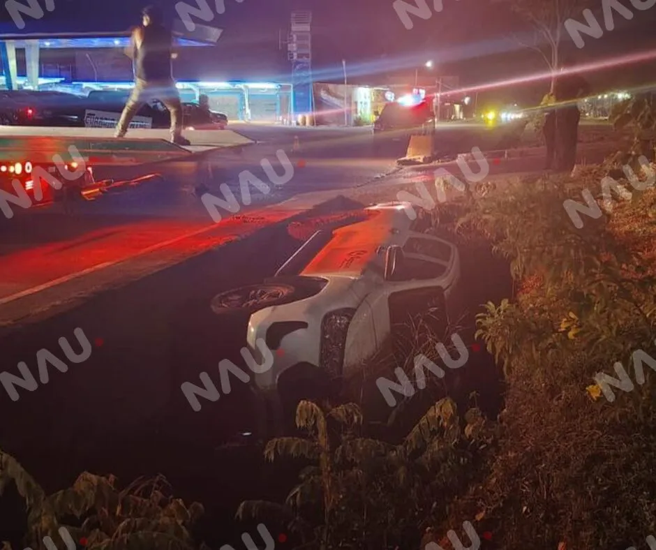 Cae camioneta al dren pluvial del Par Vial en Tapachula; suman ya 12 vehículos en 2026