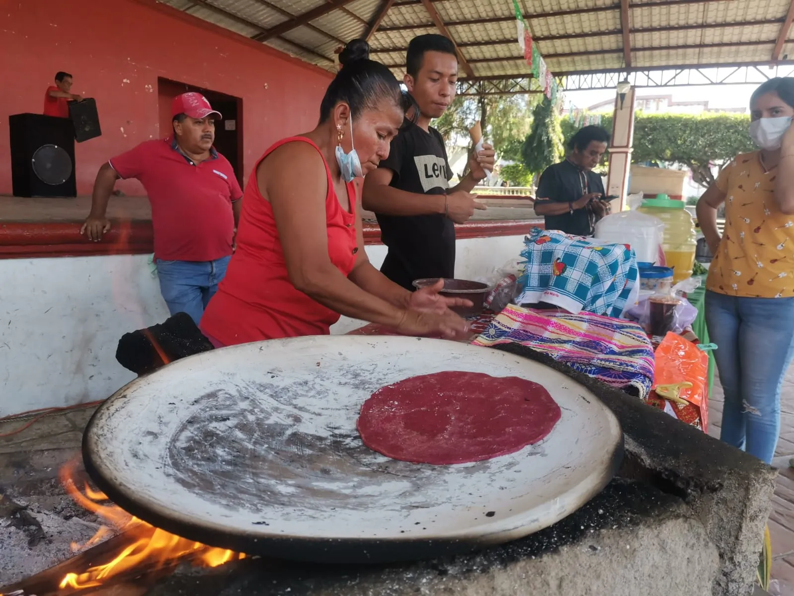 Se promueve la reactivación económica con los “Domingos de Artesanías y Gastronomía”