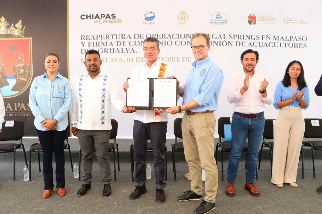 Atestigua Rutilio Escandón reapertura de operaciones de Regal Springs México- Acuagranjas Dos Lagos