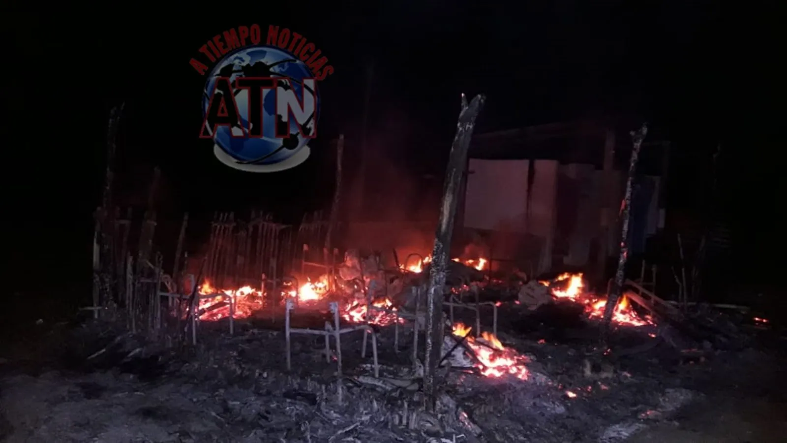 Se incendia escuela Telebachillerato