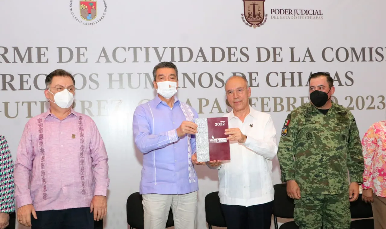 Asiste Rutilio Escandón al 5º Informe de Actividades del presidente de la CEDH, Juan José Zepeda