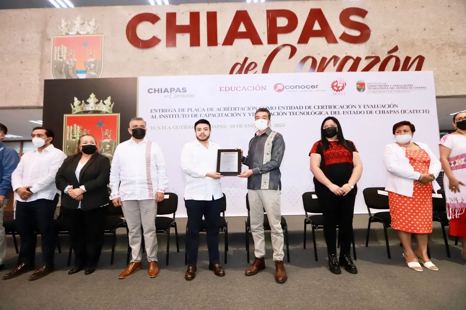 Atestigua Rutilio Escandón acreditación del Icatech como entidad certificadora ante la Red Conocer