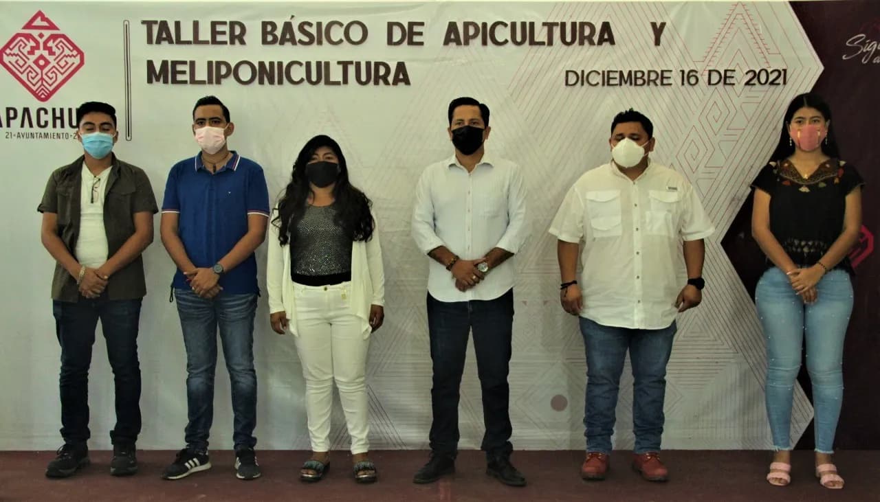 SE INCENTIVA LA APICULTURA EN TAPACHULA CON CURSO TALLER A PRODUCTORES