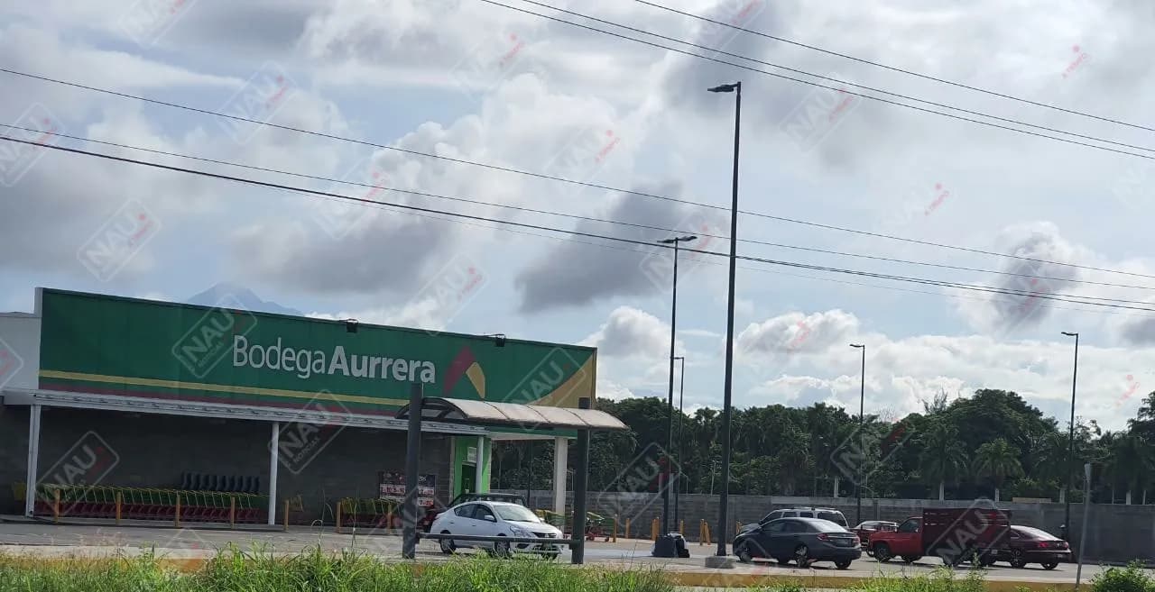 Tres días después denuncia Bodega Aurrera a los delincuentes que asaltaron