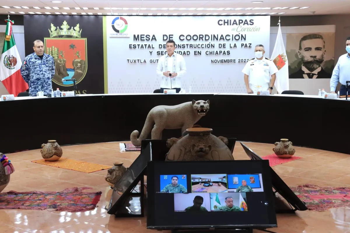 Exhorta Rutilio Escandón a la población a vacunarse contra la influenza y el COVID-19