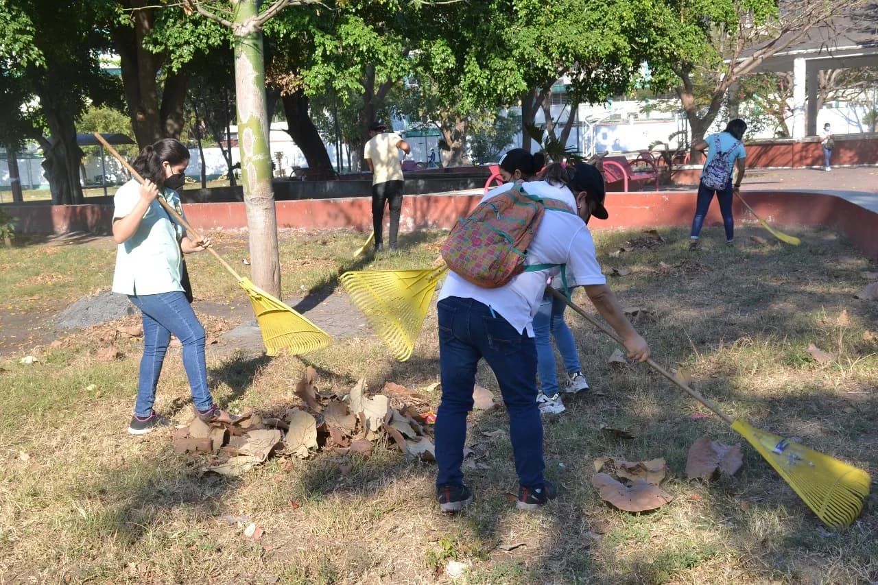 INICIA PROGRAMA “BARRETÓN 2022” PARA EL RESCATE DE PARQUES EMBLEMÁTICOS EN TAPACHULA.