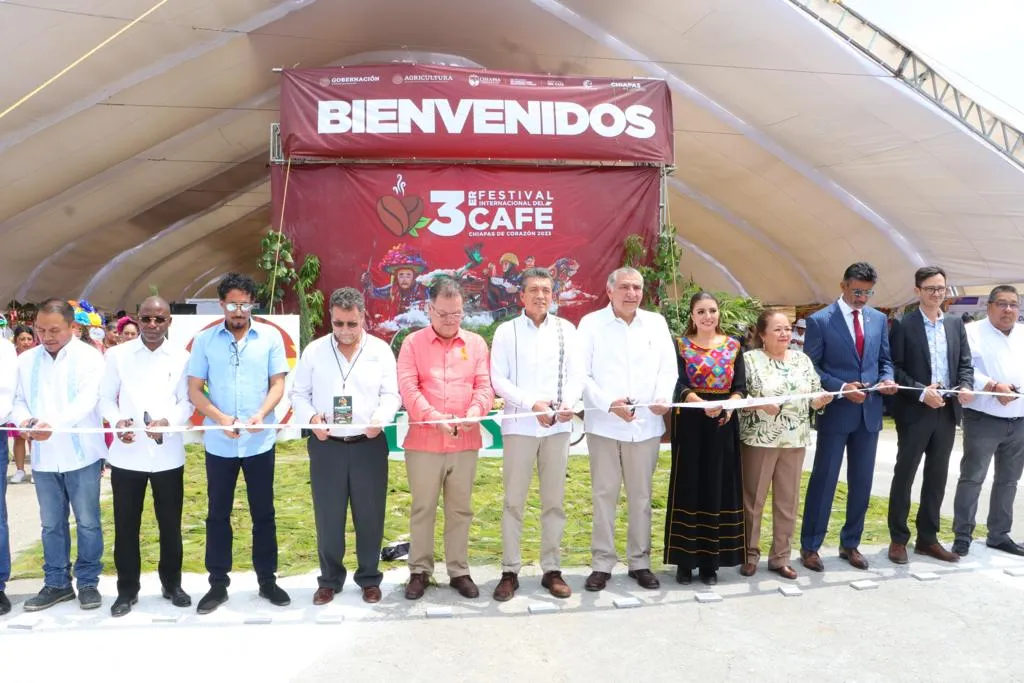 Rutilio Escandón y Adán Augusto López inauguran el 3er Festival Internacional del Café “Chiapas de Corazón”