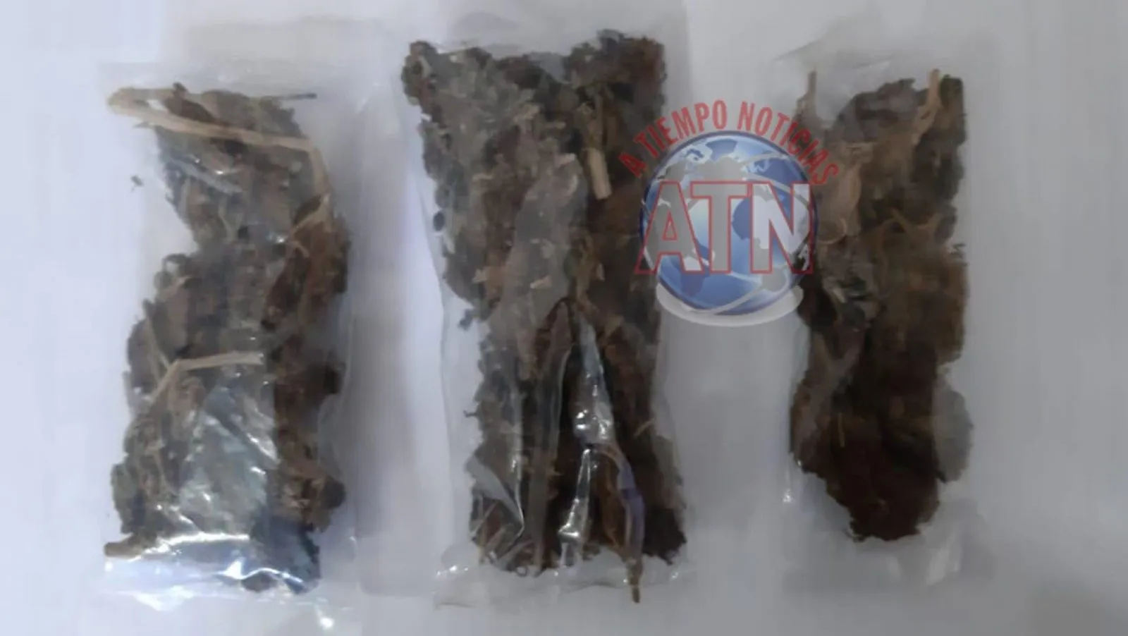 Detenidos con marihuana tiene cuentas pendientes por robo de motocicleta