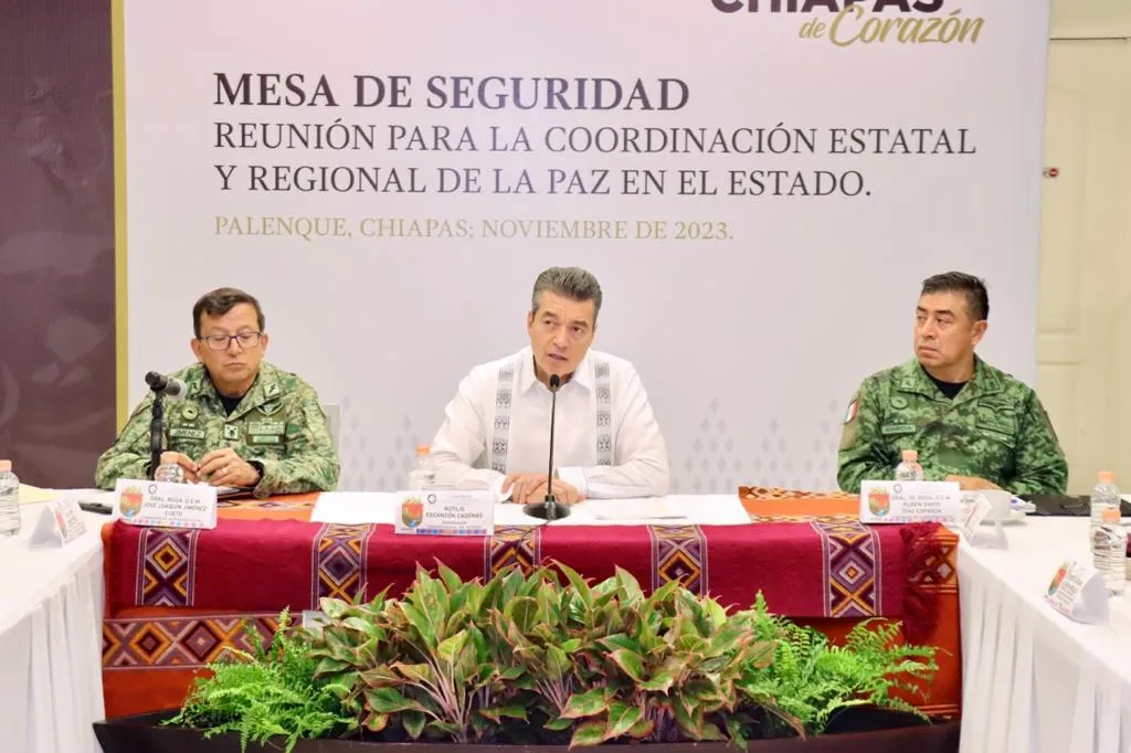 Exhorta Rutilio Escandón a contribuir con donación de víveres para ayudar al pueblo de Guerrero