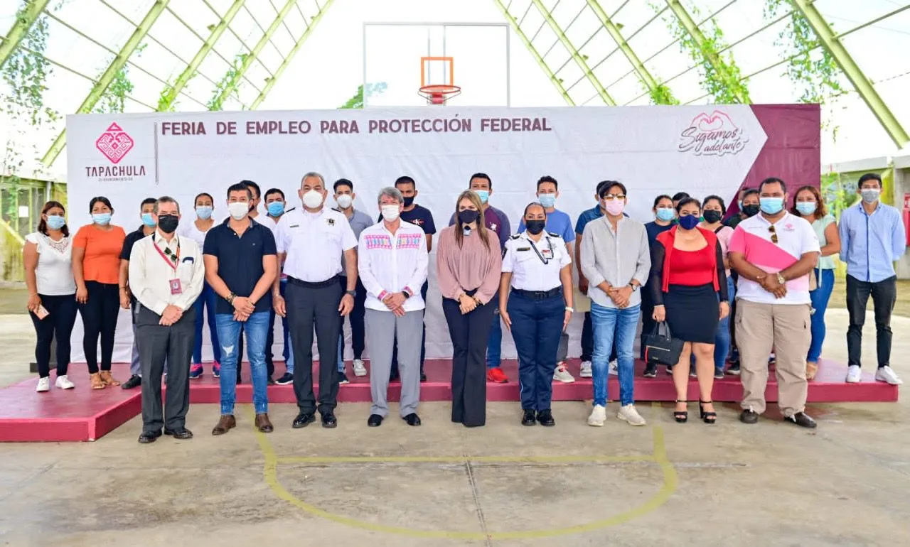 AYUNTAMIENTO DE TAPACHULA VINCULA A JÓVENES EN LA FERIA DE EMPLEO PARA EL SERVICIO DE PROTECCIÓN FEDERAL