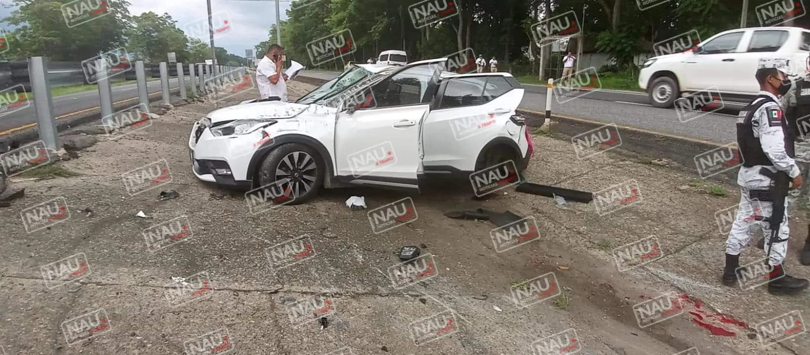 Conductora de una camioneta ocasiona percance en Huixtla.