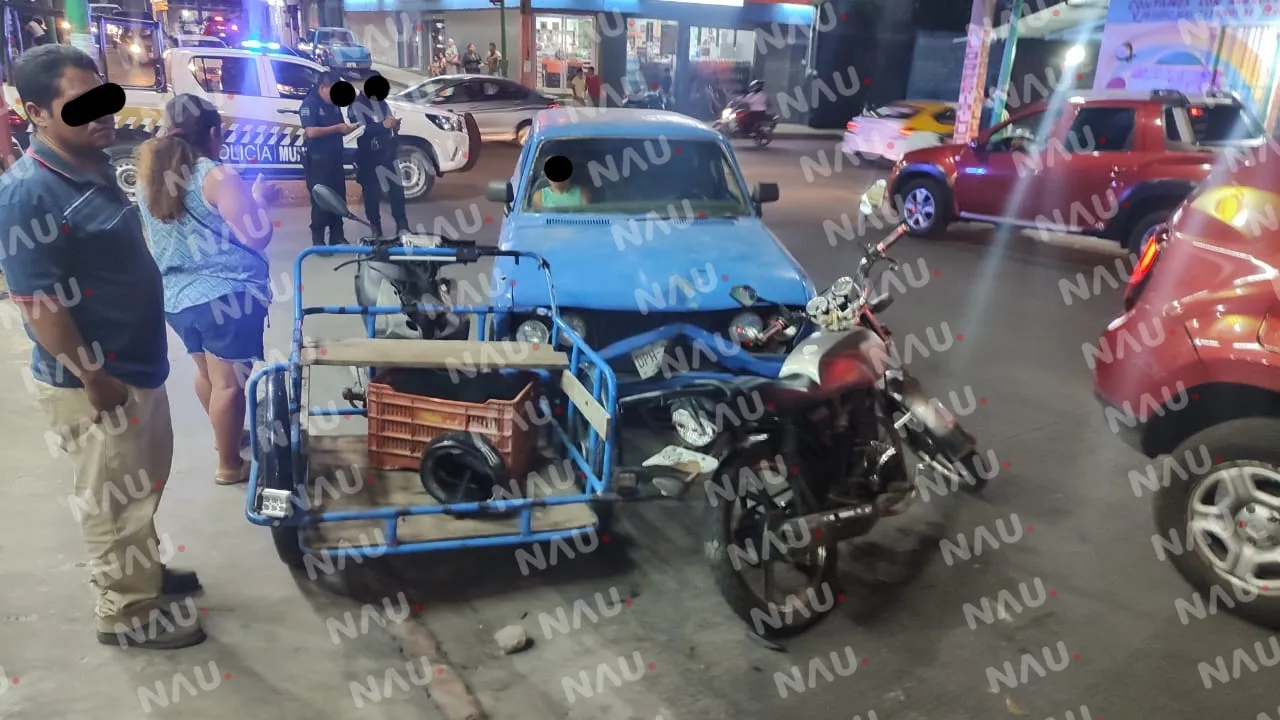 Más de 20 mil pesos en daños deja accidente