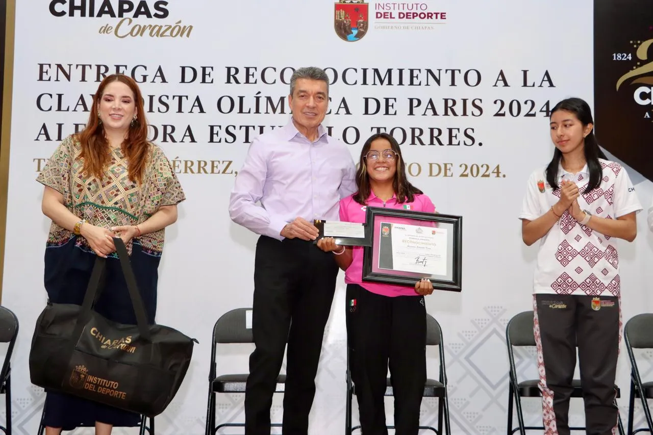 Reconoce Rutilio Escandón a la chiapaneca Alejandra Estudillo tras participar en los Juegos Olímpicos de París