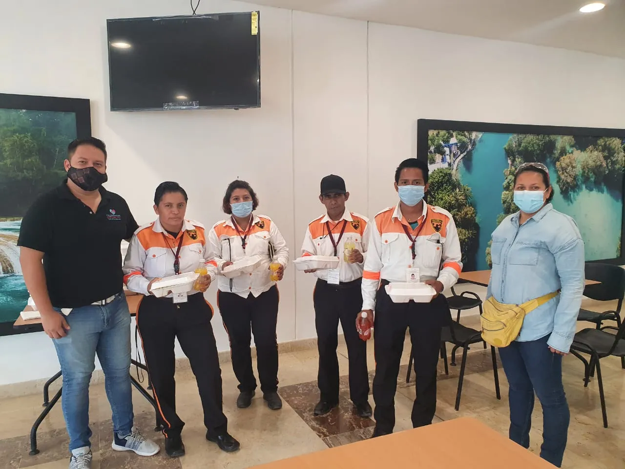 Reparten Alimentos A Familiares De Pacientes Del Hospital General De Tapachula