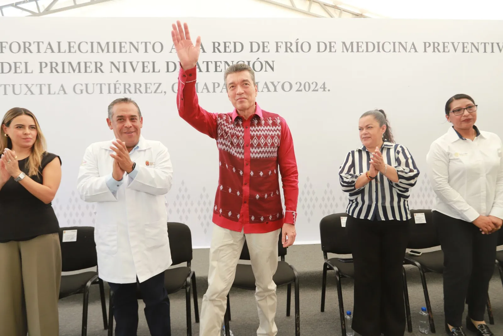 En Chiapas, entregan equipamiento para fortalecer la red de frío en unidades médicas