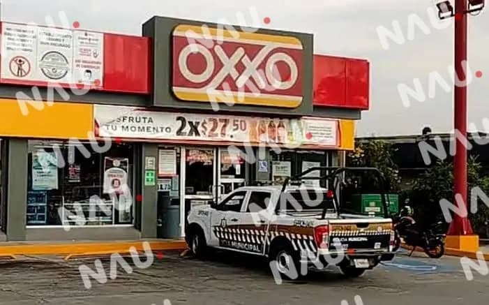 Asaltos a dos tiendas OXXO en Tapachula: Delincuente se da a la fuga en ambos casos