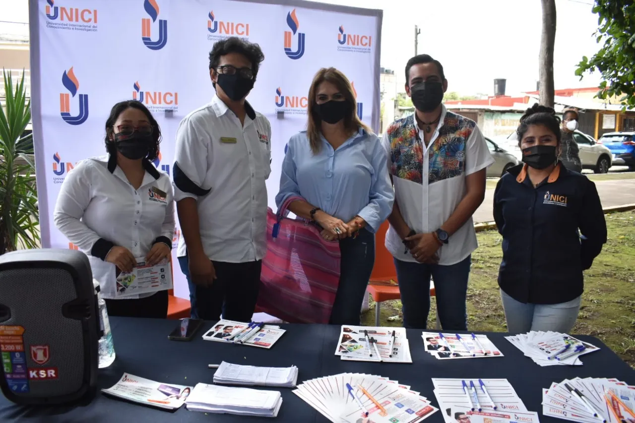 SE SUMAN MÁS EMPRENDEDORES AL TIANGUIS A TU COLONIA EN EL PARQUE DE LOS LAURELES II
