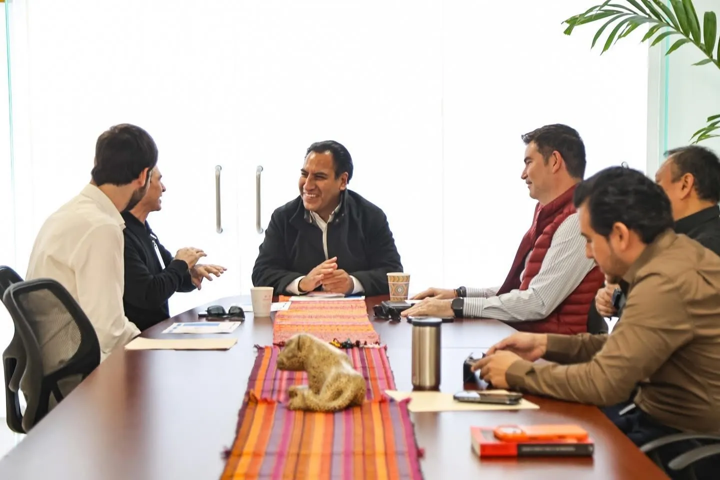 Eduardo Ramírez se reúne con integrantes del Consejo del Grupo San Francisco de Asís