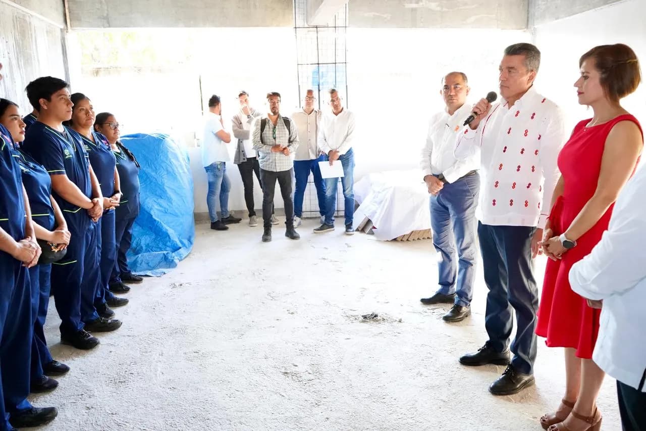 Rutilio Escandón reconoció al Sistema DIF Chiapas por el trabajo solidario y humano a favor del pueblo