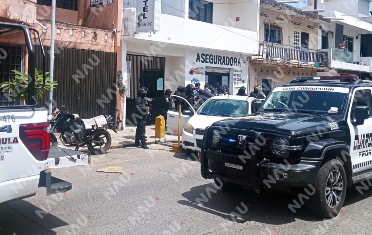 Frustran asalto a cuentahabiente en banco Santander de Tapachula; dos detenidos