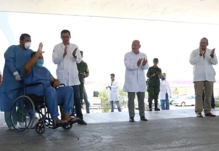 Egresan dos pacientes más de COVID-19 del Hospital del ISSSTE en Tuxtla