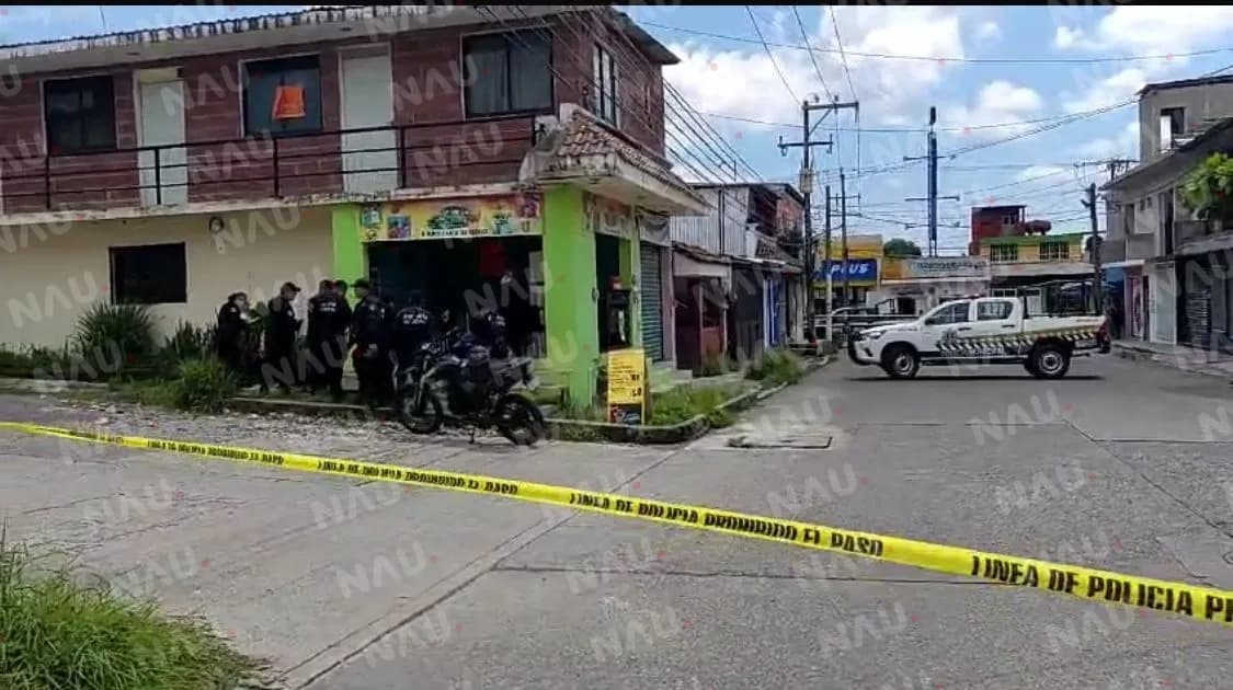 Hombre asesinado a tiros en negocio de micheladas en Tapachula