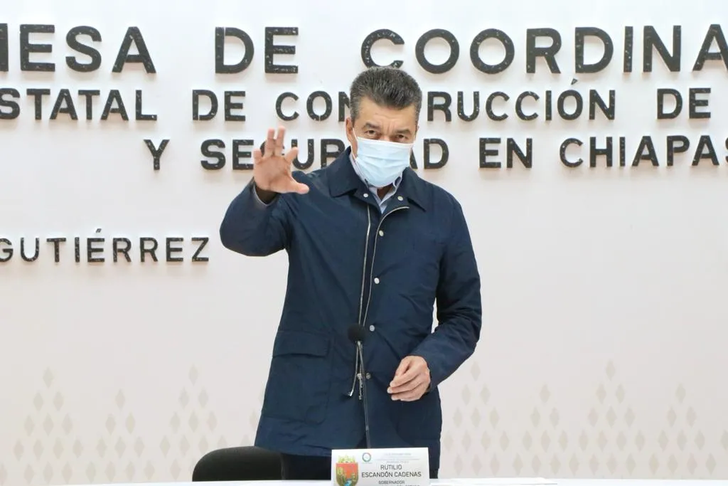 Ante bajas temperaturas y fuertes vientos, exhortan a población a extremar precauciones