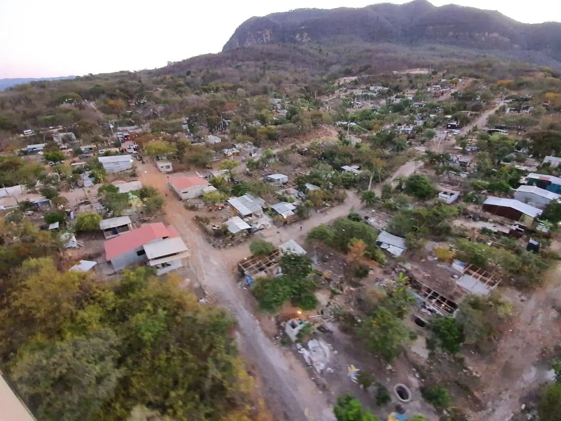 Encabeza Fiscalía desalojo de predio invadido en el cerro Mactumactzá