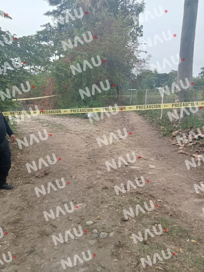 Encuentran cadáver embolsado en el camino Cuache de Suchiate, Chiapas