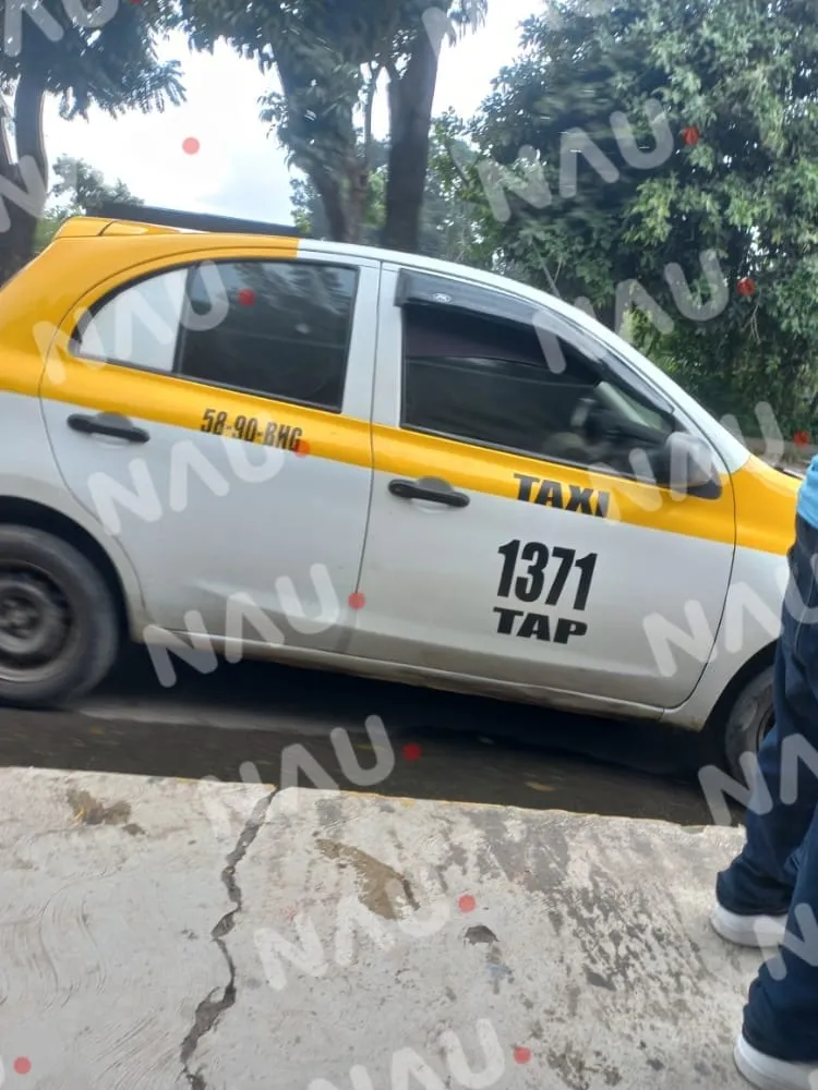 Taxista acosa a dos estudiantes del CETIS 137 los laureles