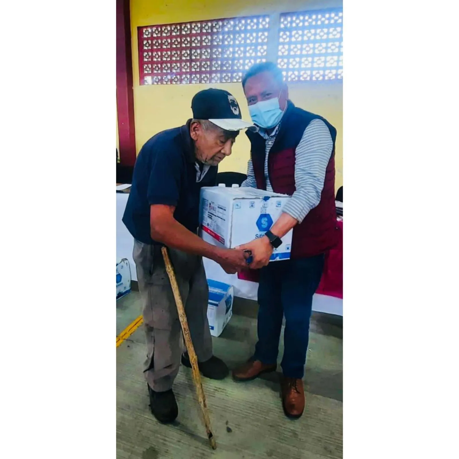 Ayuntamiento Municipal de Unión Juárez Beneficia a 300 productores agrícolas, en la entrega de herramientas e insumos para el campo.