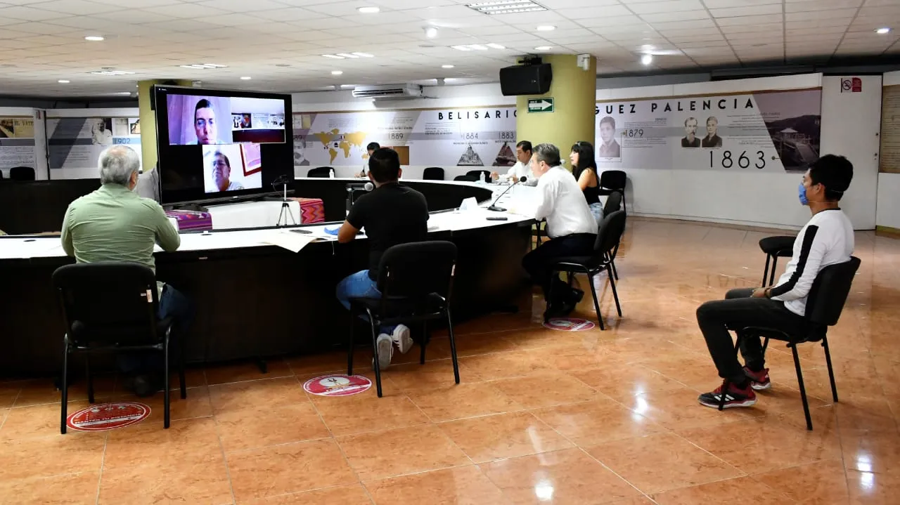 Privilegiamos el diálogo con docentes acreditados: Ismael Brito