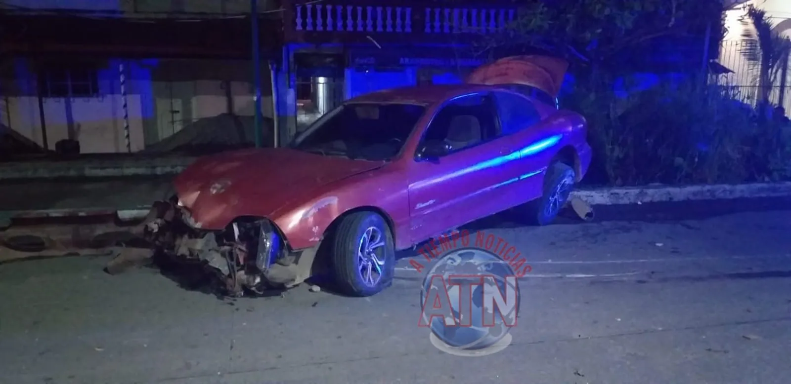 Abandonado tras ser chocado