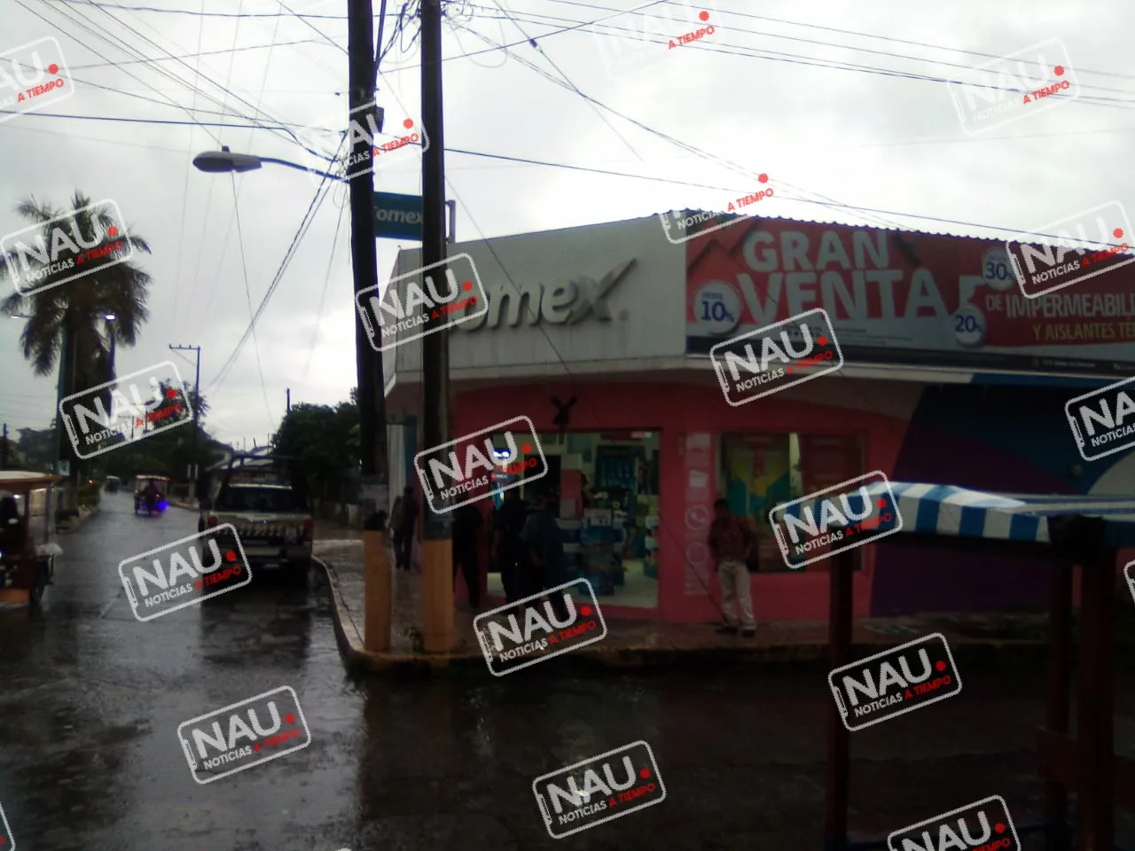 Asaltan tienda COMEX de Tuxtla Chico.