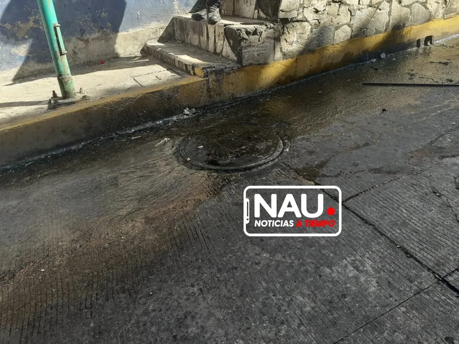 Bloquean la 1ª calle poniente por falta de atención de COAPATAP