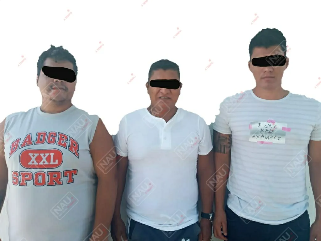 Detienen a tres personas con 4 mil dólares