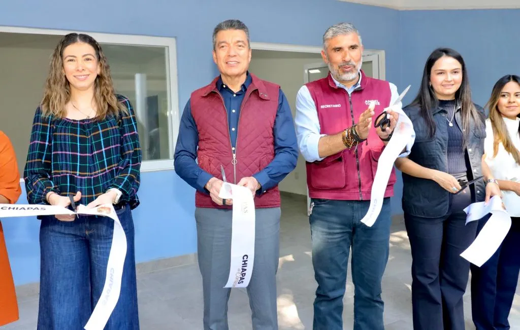 Inaugura Rutilio Escandón la rehabilitación de la Casa Hogar para Ancianos del DIF Chiapas, en Tuxtla Gutiérrez