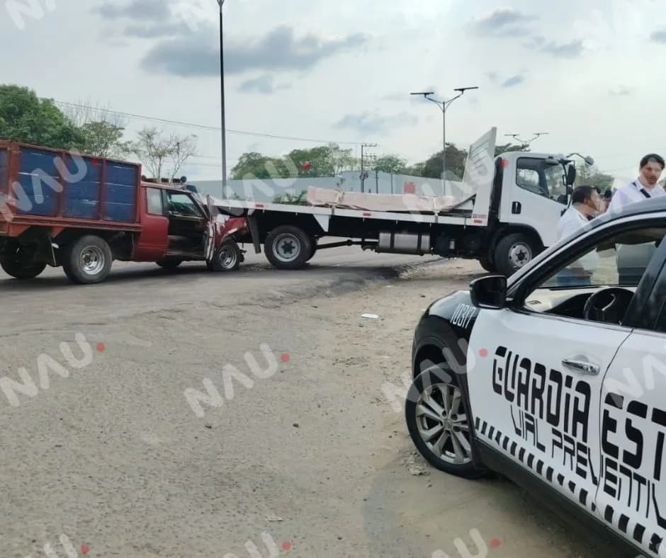 Choque por alcance en la carretera costera deja daños materiales en Tapachula
