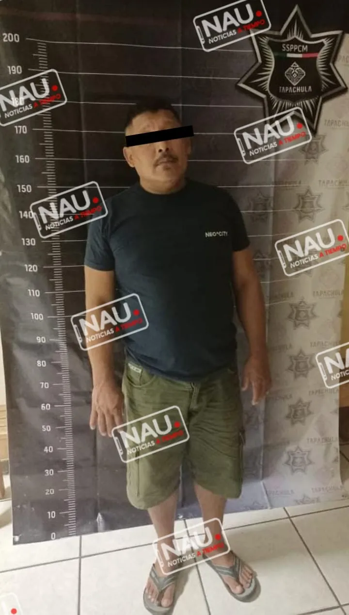 Amenazaba con asesinar a su esposa con una pistola.