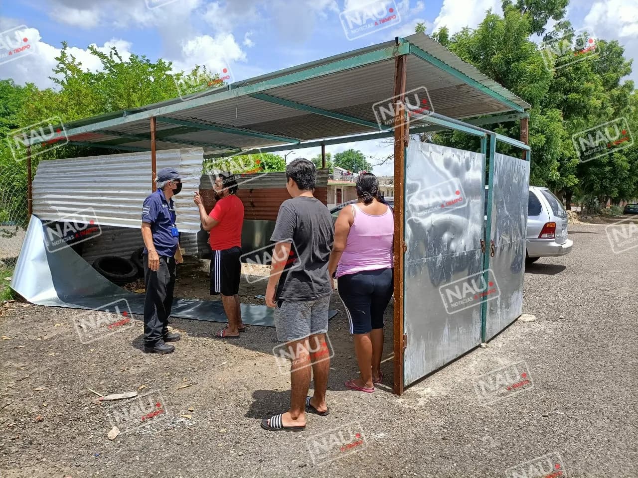 Retiran galera construida en un estacionamiento en Vida mejor