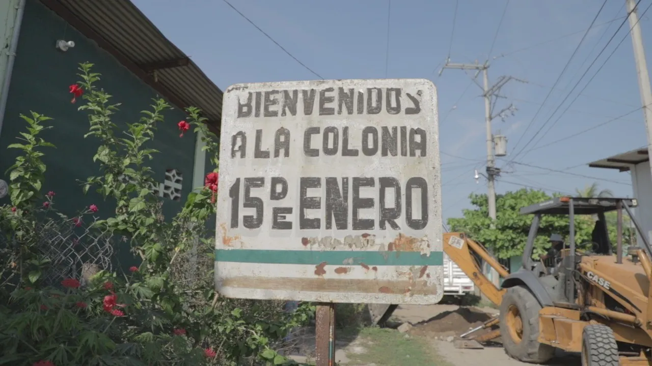 Ayuntamiento de Suchiate resuelve demandas añejas de la colonia 15 de Enero
