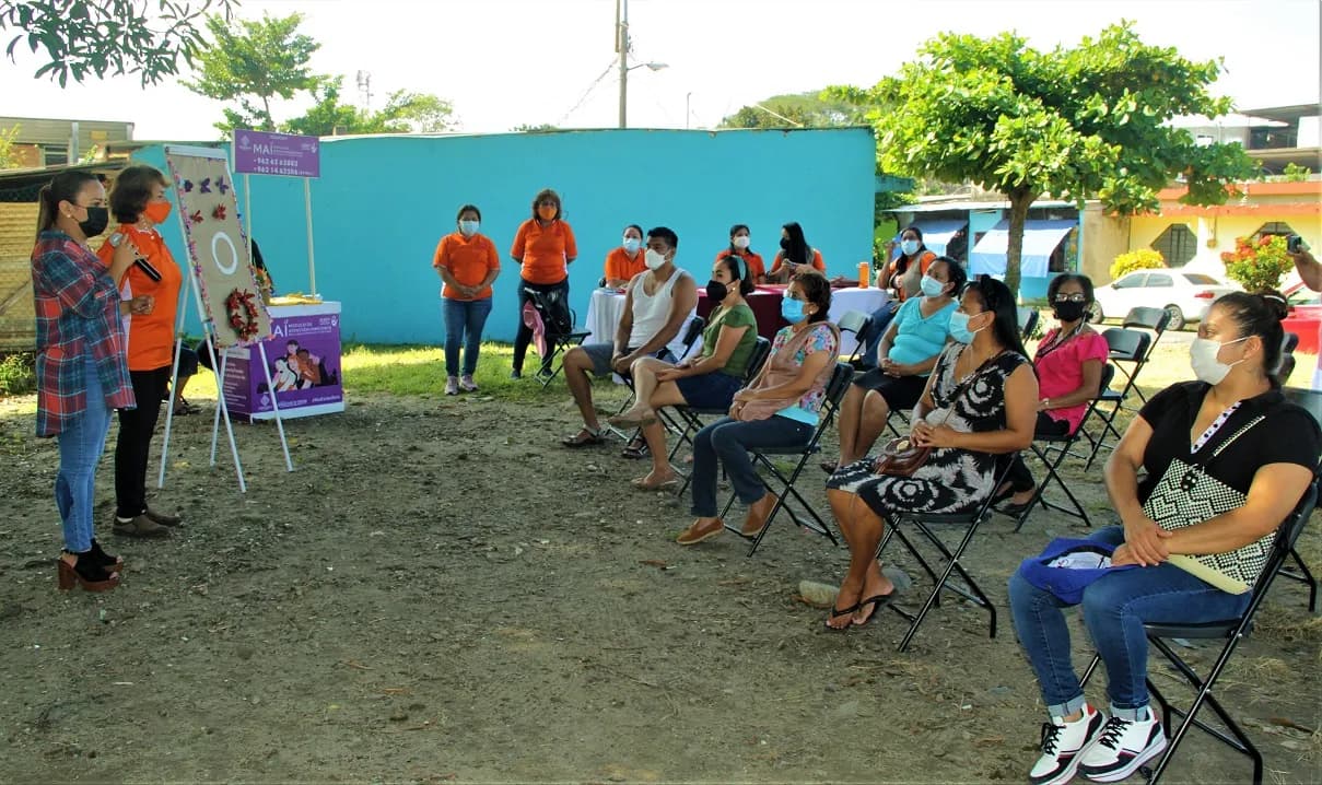 REALIZA AYUNTAMIENTO DE TAPACHULA CAMPAÑA “MUJER, ESTAMOS CONTIGO”, EN COLONIAS XOCHIMILCO Y EL VERGEL