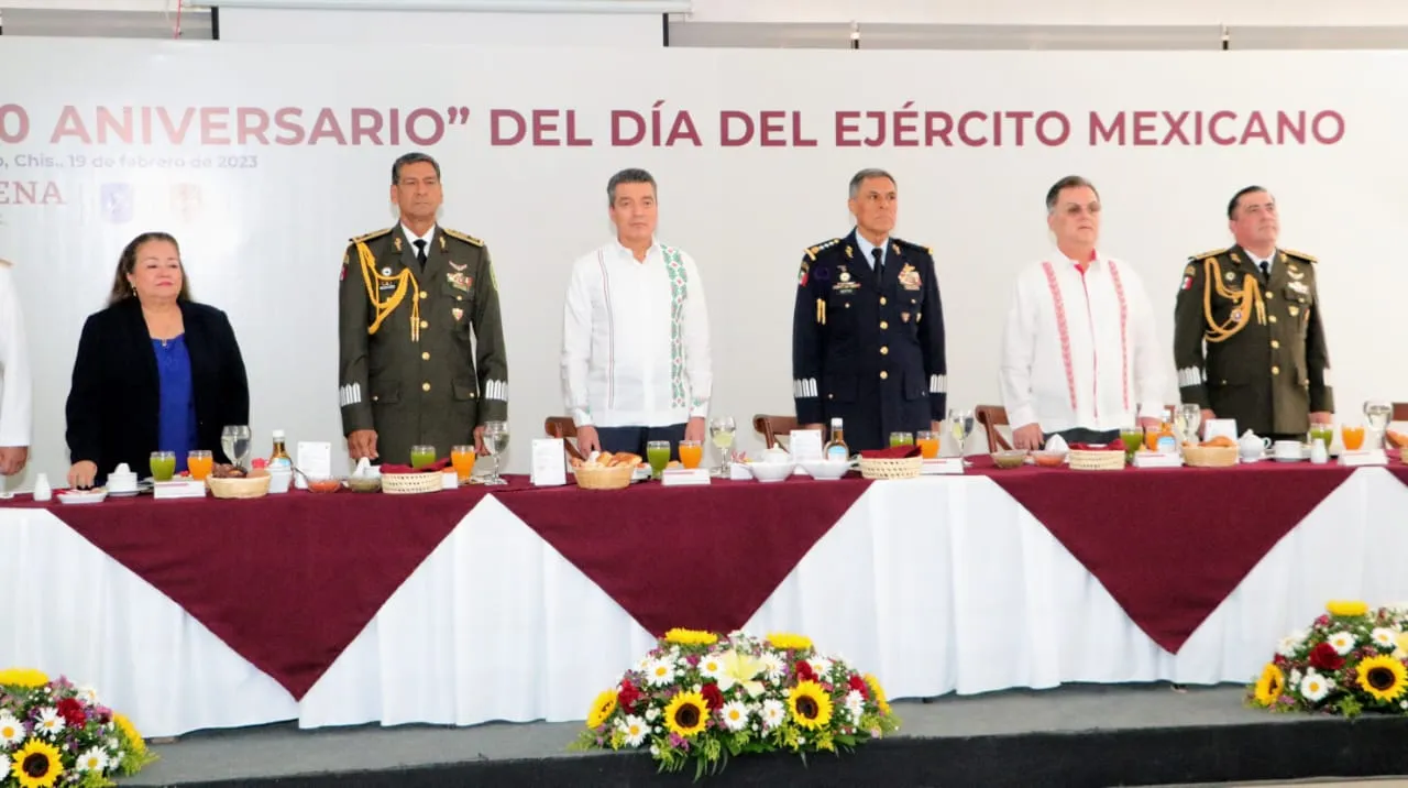 Gobernador Rutilio Escandón y comandante de la 7ª. Región Militar conmemoran 110 aniversario del Ejército Mexicano