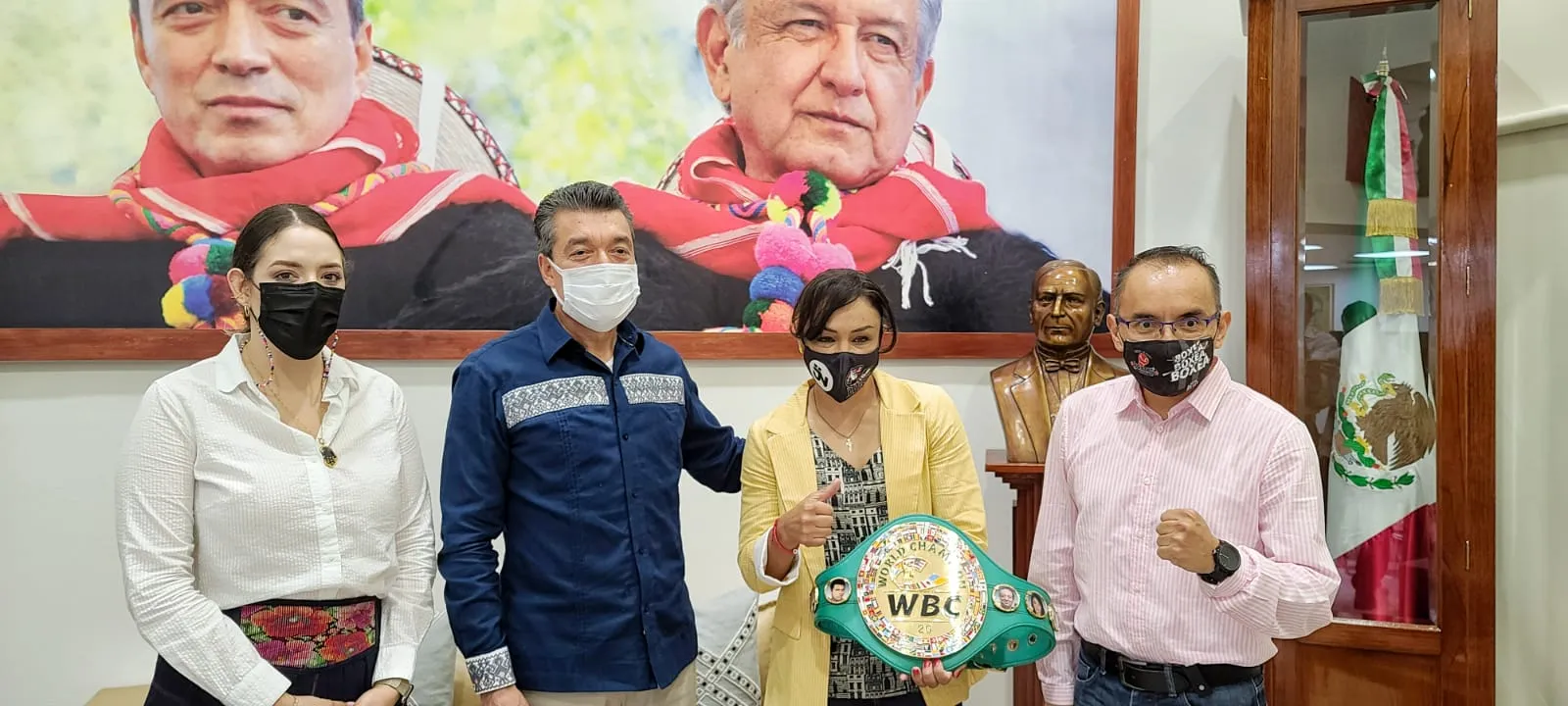 Reconoce Rutilio Escandón esfuerzo y disciplina de la boxeadora Jackie Nava
